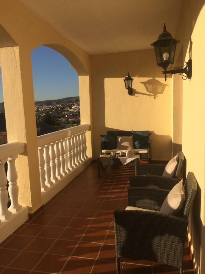 グラナダBonita Casa En Barrio De Monachilアパートメント エクステリア 写真